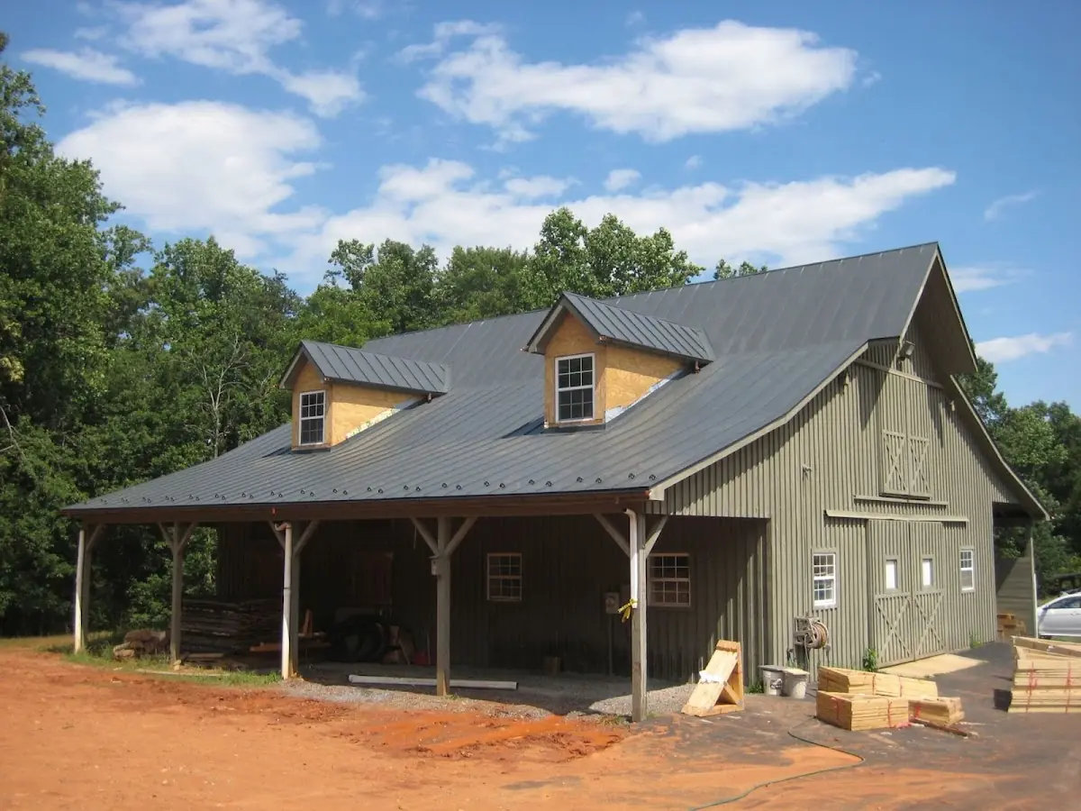 Expert Emergency Roof Leak Repair workmanship in Colony North
